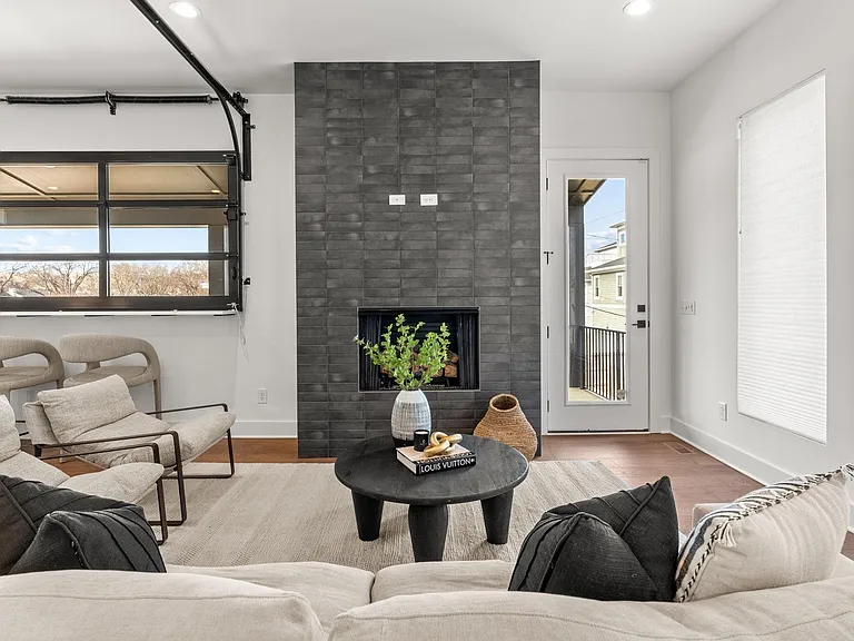 1205B 14th Ave S — Photo 19