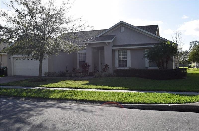 1st image of 2824 Lakewood Pointe Dr