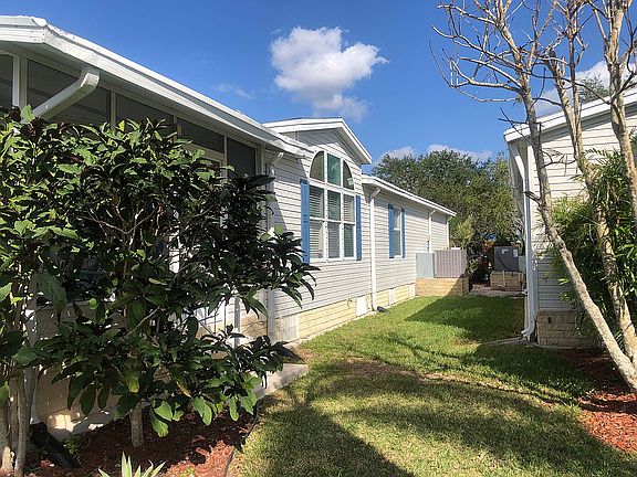 4th image of 626 Woodwyn Ct