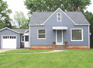4913 Kenmore Ave, Parma, OH