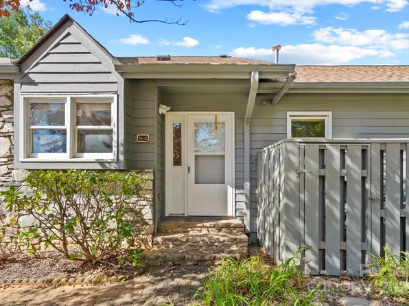 13C Windflower Ct, Asheville, NC 28805