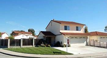 1st image of 4926 Lowry Ct
