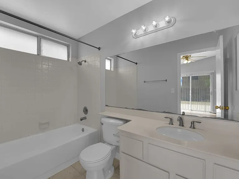 7209 Bronze Cir — Photo 14