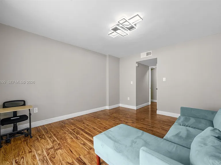 1690 NE 191st St #3021 — Photo 13