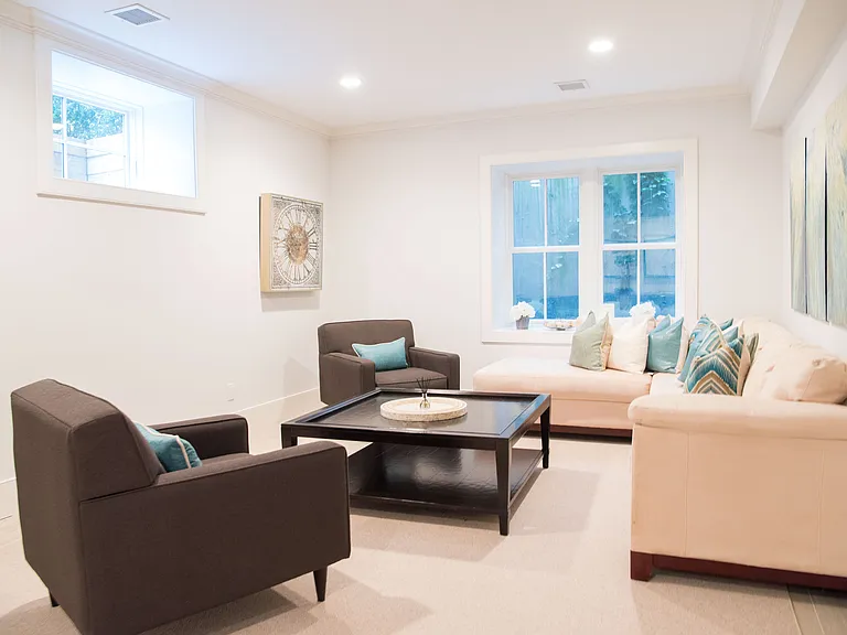5 Spinnaker Way — Photo 32