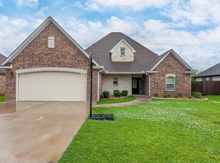 420 Bryant Blvd, Bridge City, TX 77611