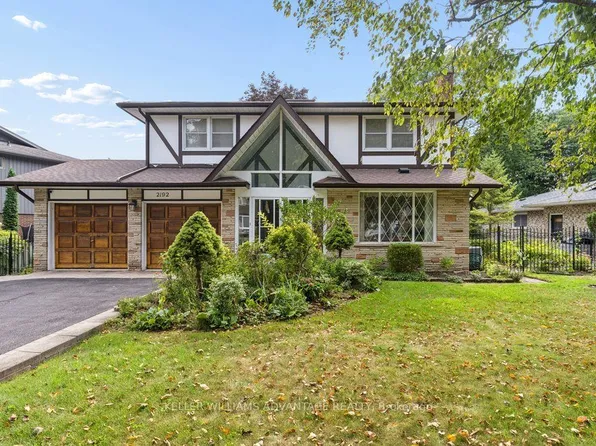 2192 Castlestone Ct, Mississauga, ON L5B 1Y1