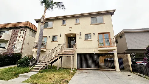 1518 S Centinela Ave #7 Photo 1