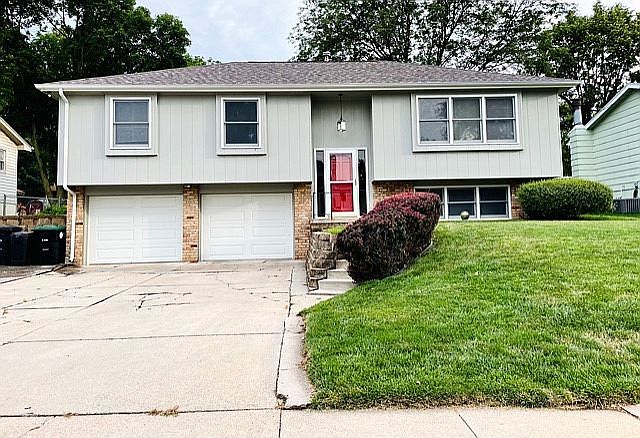 1st image of 8835 Sprague Cir
