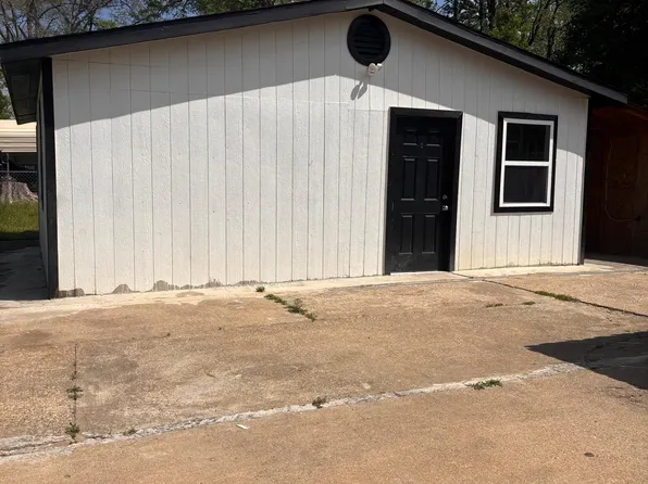 1206 S Peach Ave #101, Tyler, TX 75701