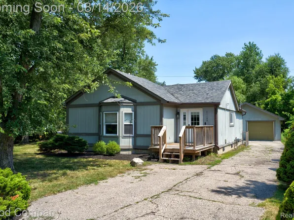 21198 Cass St, Farmington Hills, MI 48335
