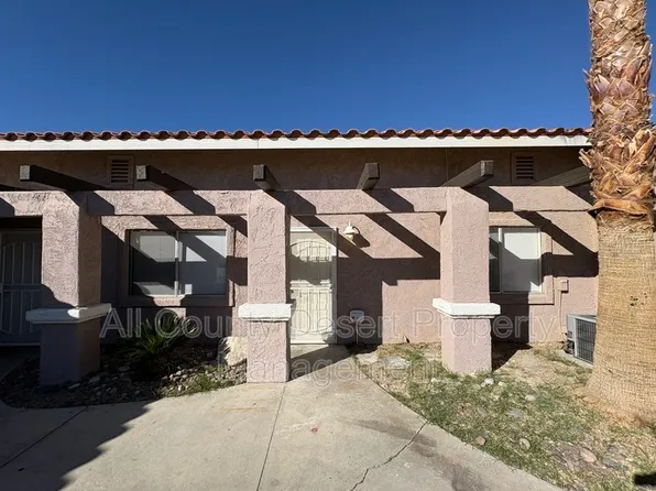 68085 Calle Bolso APT A, Desert Hot Springs, CA 92240