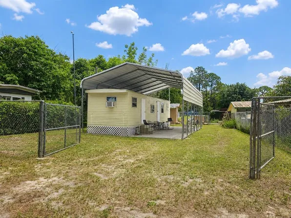 23824 NE 188TH PLACE, FORT MC COY, FL 32134