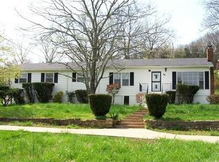 1261 Hitt Ln, Goodlettsville, TN 37072