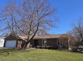 6126 Horizon Dr, East Lansing, MI 48823