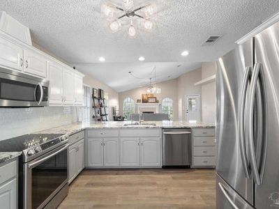 6117 N Enclave Dr, Pensacola, FL, 32504