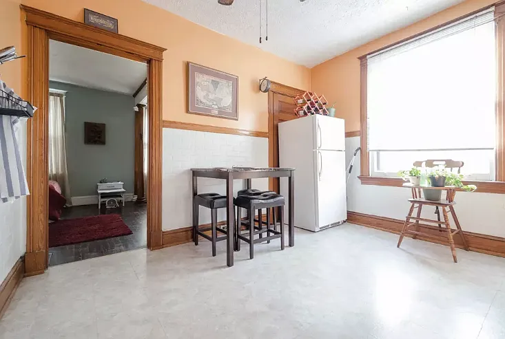 Building Photo - 2451 Maplewood Ave #F2