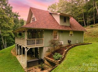 426 Meadowood Ln, Burnsville, NC 28714