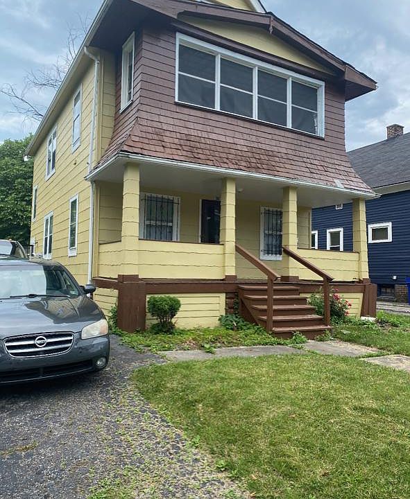1st image of 11301 Forest Ave #1