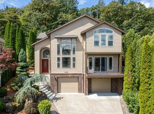 16091 SE Flavel Dr, Portland, OR 97236