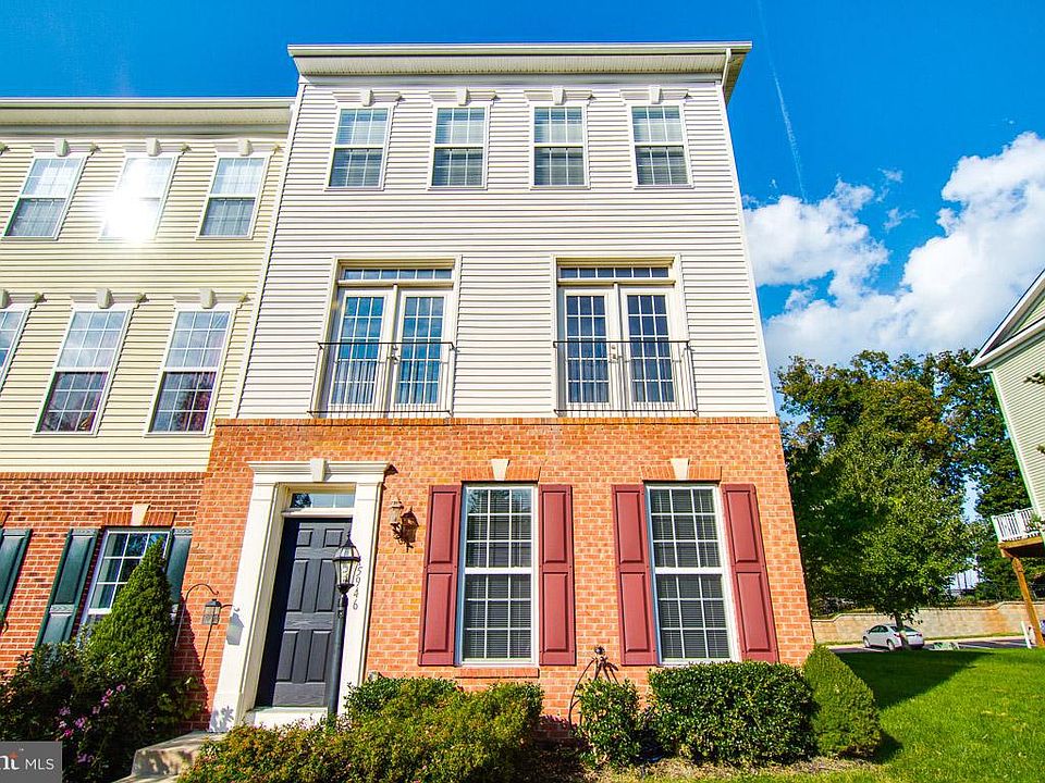 1st image of 15946 Greymill Manor Dr