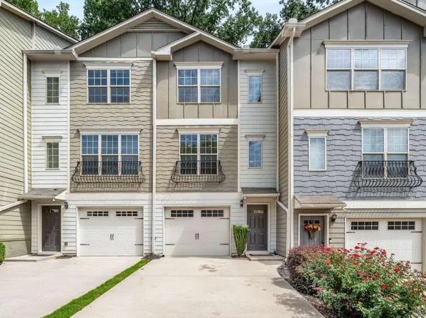 1633 Liberty Pkwy NW, Atlanta, GA 30318