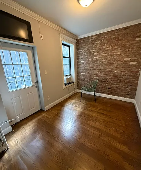 340 E 18th St #3D — Photo 2