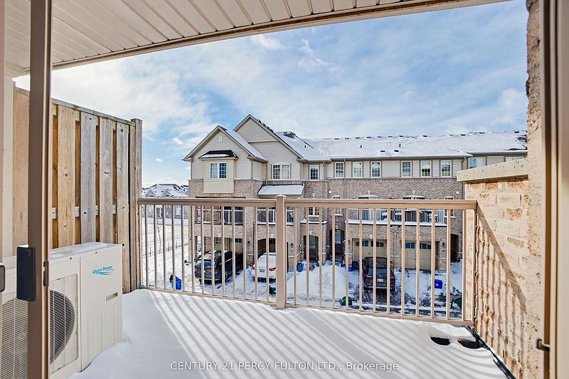 Ajax Townhouse for rent - 3 Bedrooms — photo 10