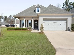3017 Moss Point Ln, Madisonville, LA 70447