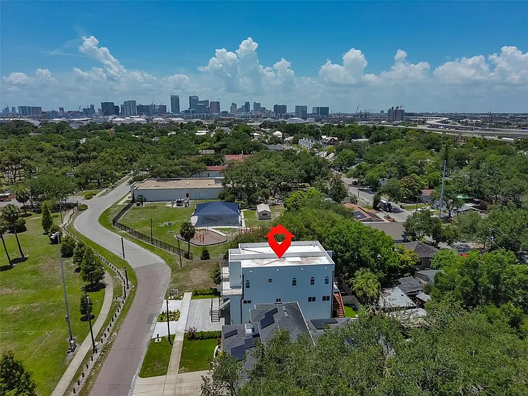 2816 Corrine St #2 — Photo 47