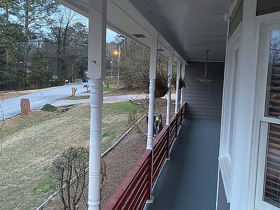5th image of 2629 Lake Capri Dr