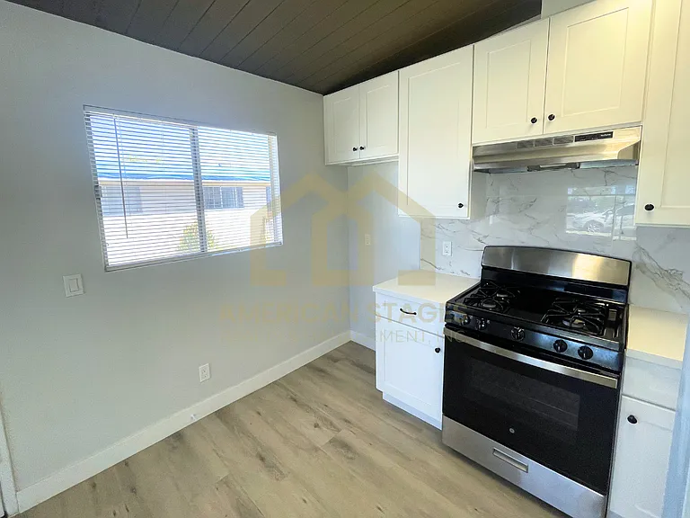 324 N L St #B — Photo 10