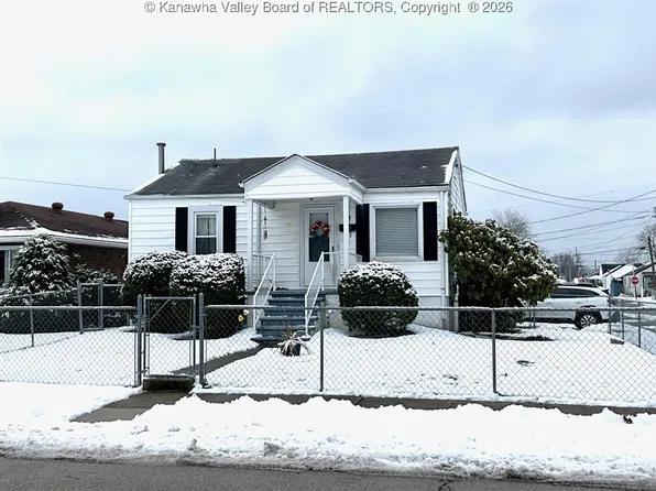 446 22nd St, Dunbar, WV 25064