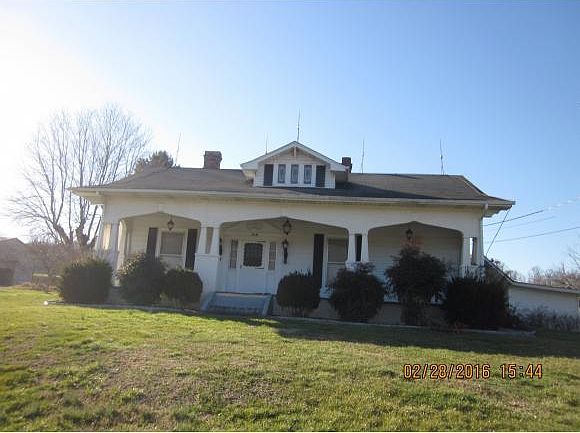 1st image of 129 Parsons Cir