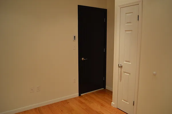 Rented by CoSo Apartments | media 29