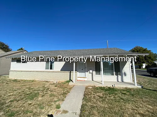 1195 E 15th St Photo 1 1195 E 15th St Photo 1