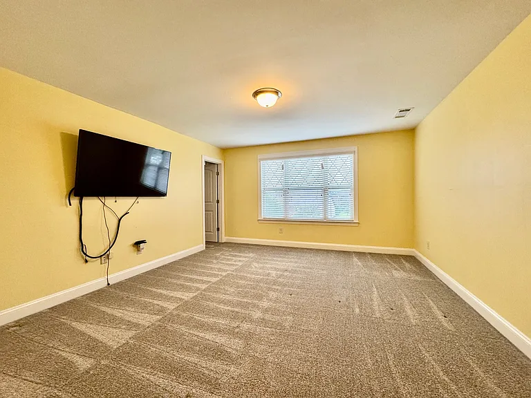 1514 Chelsea Falls Ln — Photo 27