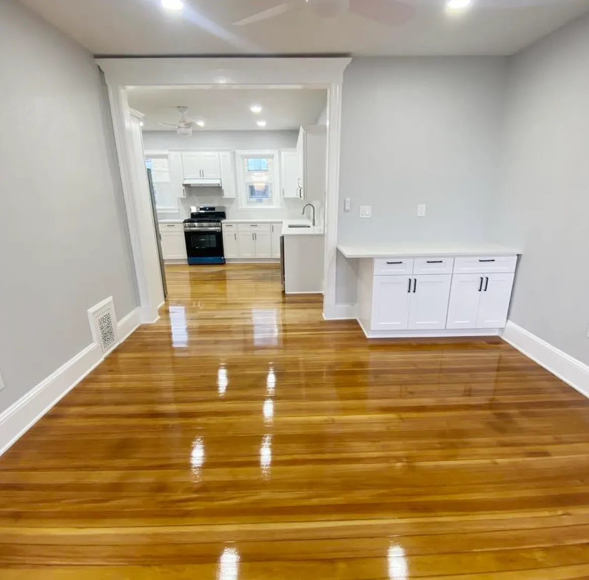 4 bed, $3,700 — Photo 3
