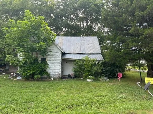705 N Gardner St, Whitewright, TX 75491