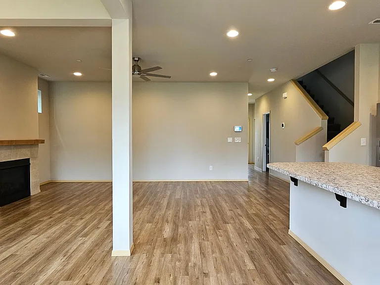 1044 Magnuson Way — Photo 6
