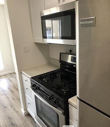 2nd image of 3828 N 32nd St Unit 213