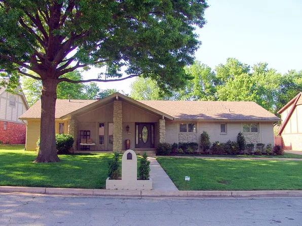 7427 E 68th St S, Tulsa, OK 74133