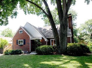 2450 N Jefferson St, Arlington, VA 22207