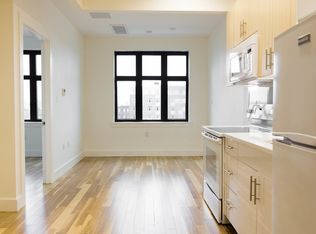 818 Lexington Ave #4O, Brooklyn, NY 11221