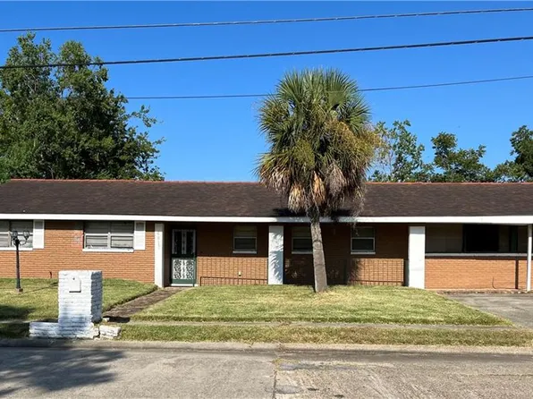 4817 Donna Dr, New Orleans, LA 70127