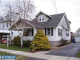 1st image of 8 S Ogle Ave