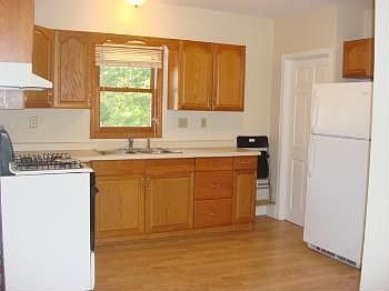 2nd image of 1107 Case Ave