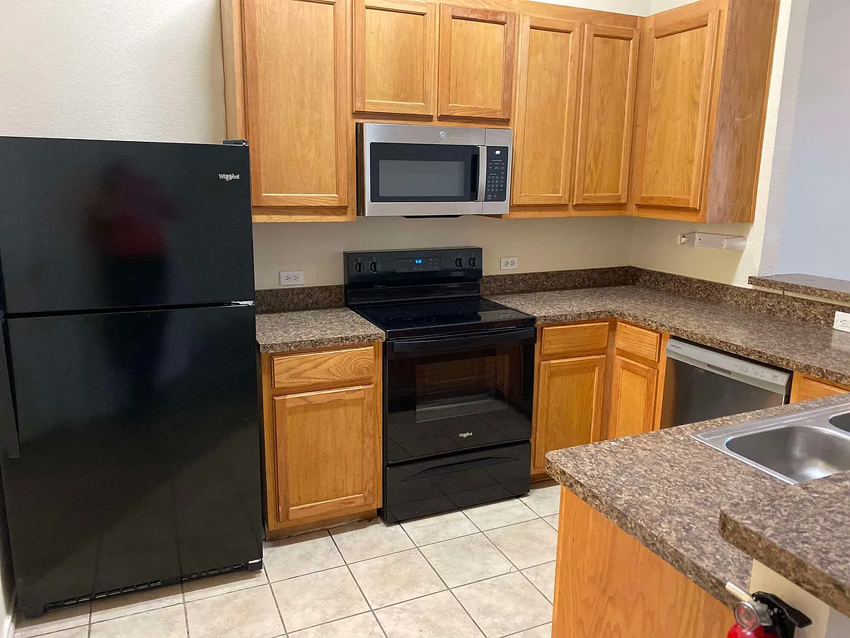 Building Photo - 1052 Agape Ct #1