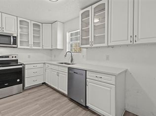 317 E B St #317, La Porte, TX 77571