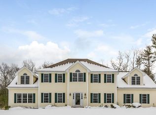 274 Hall St, Dunstable, MA 01827